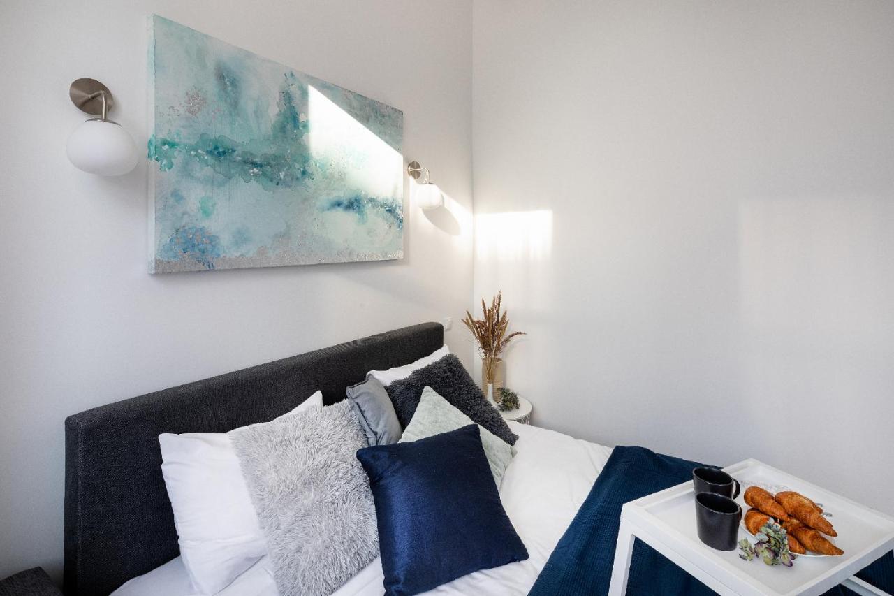 Brivibas House Design Apartments In City Center Рига Екстер'єр фото