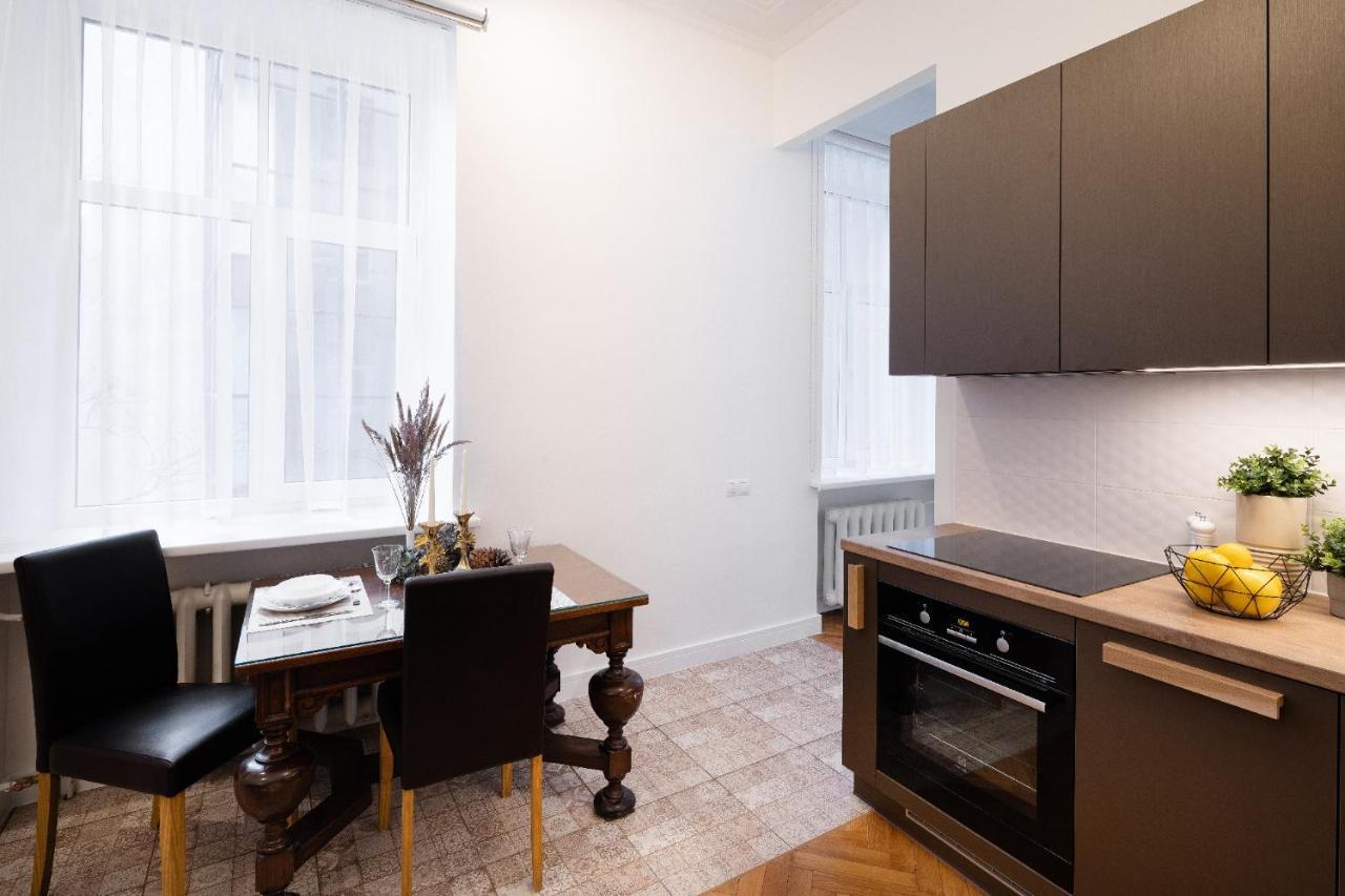 Brivibas House Design Apartments In City Center Рига Екстер'єр фото