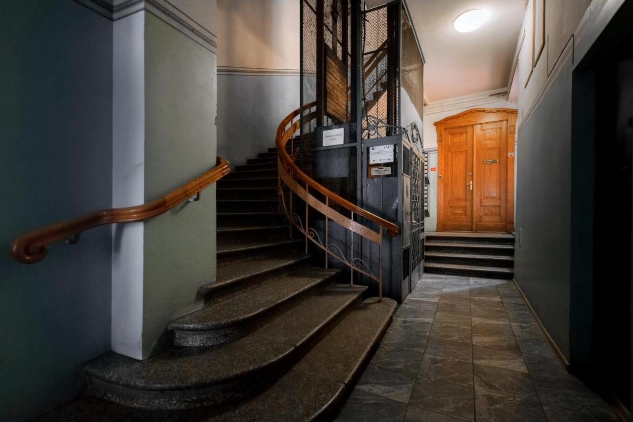 Brivibas House Design Apartments In City Center Рига Екстер'єр фото
