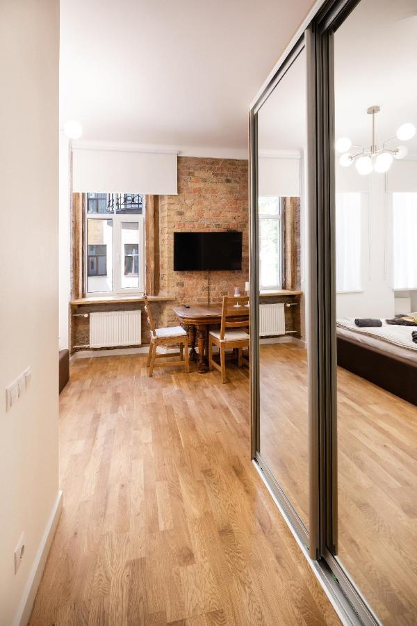 Brivibas House Design Apartments In City Center Рига Екстер'єр фото