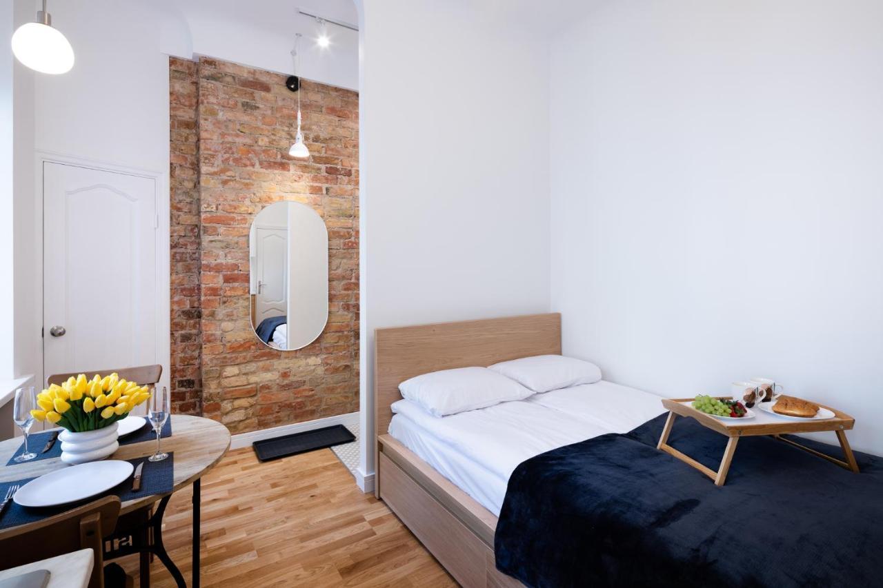 Brivibas House Design Apartments In City Center Рига Екстер'єр фото
